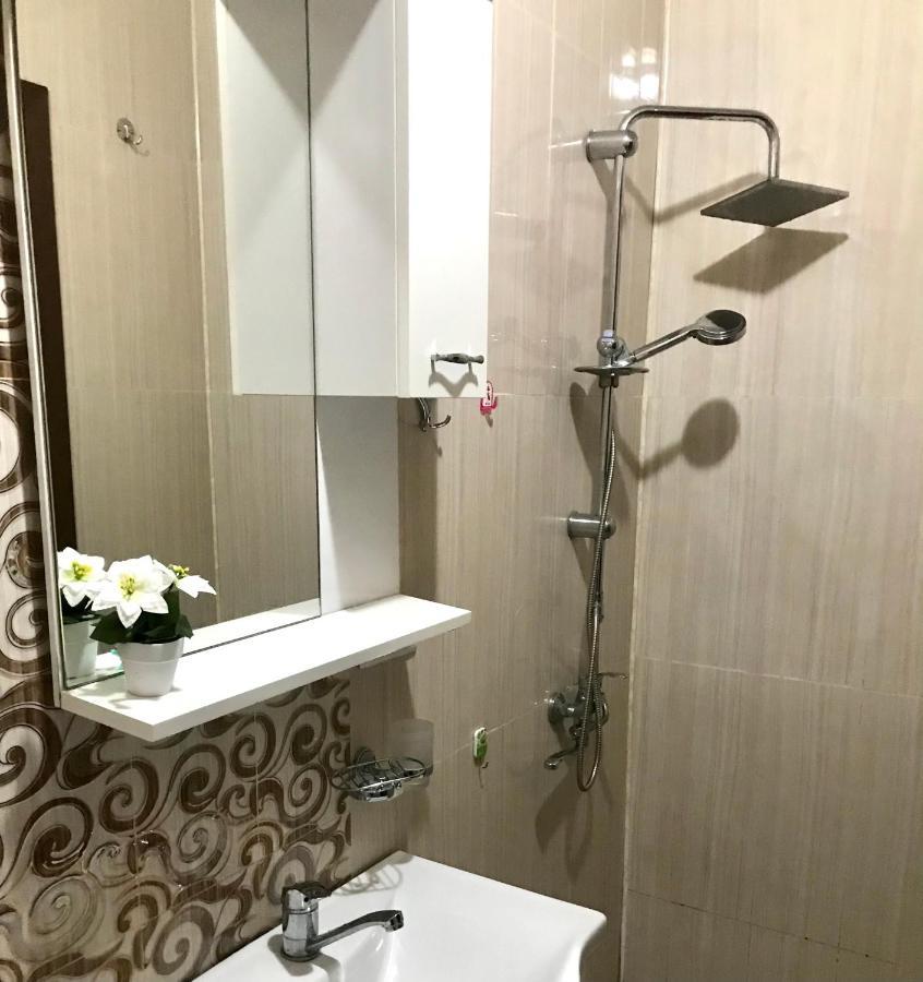 באטומי David Apt 1A מראה חיצוני תמונה